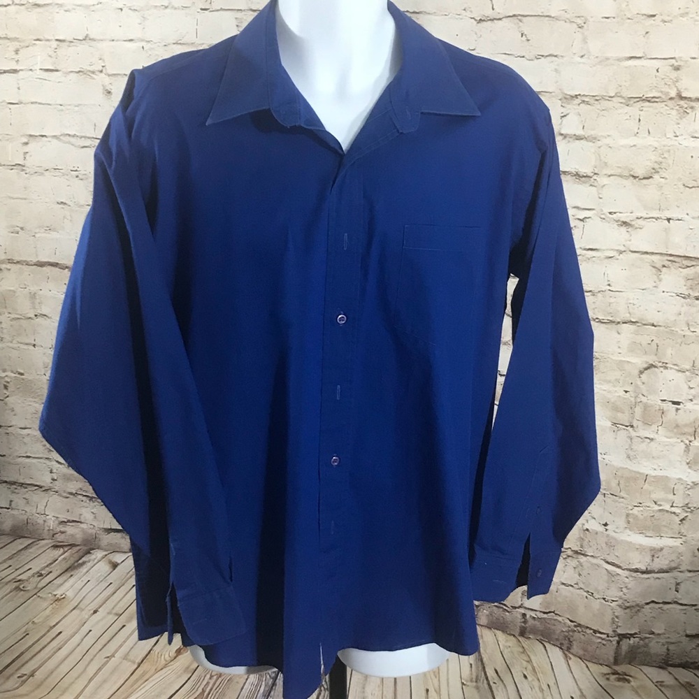 Oleg Cassini poplin, button-up dress shirt - Picture 1 of 3